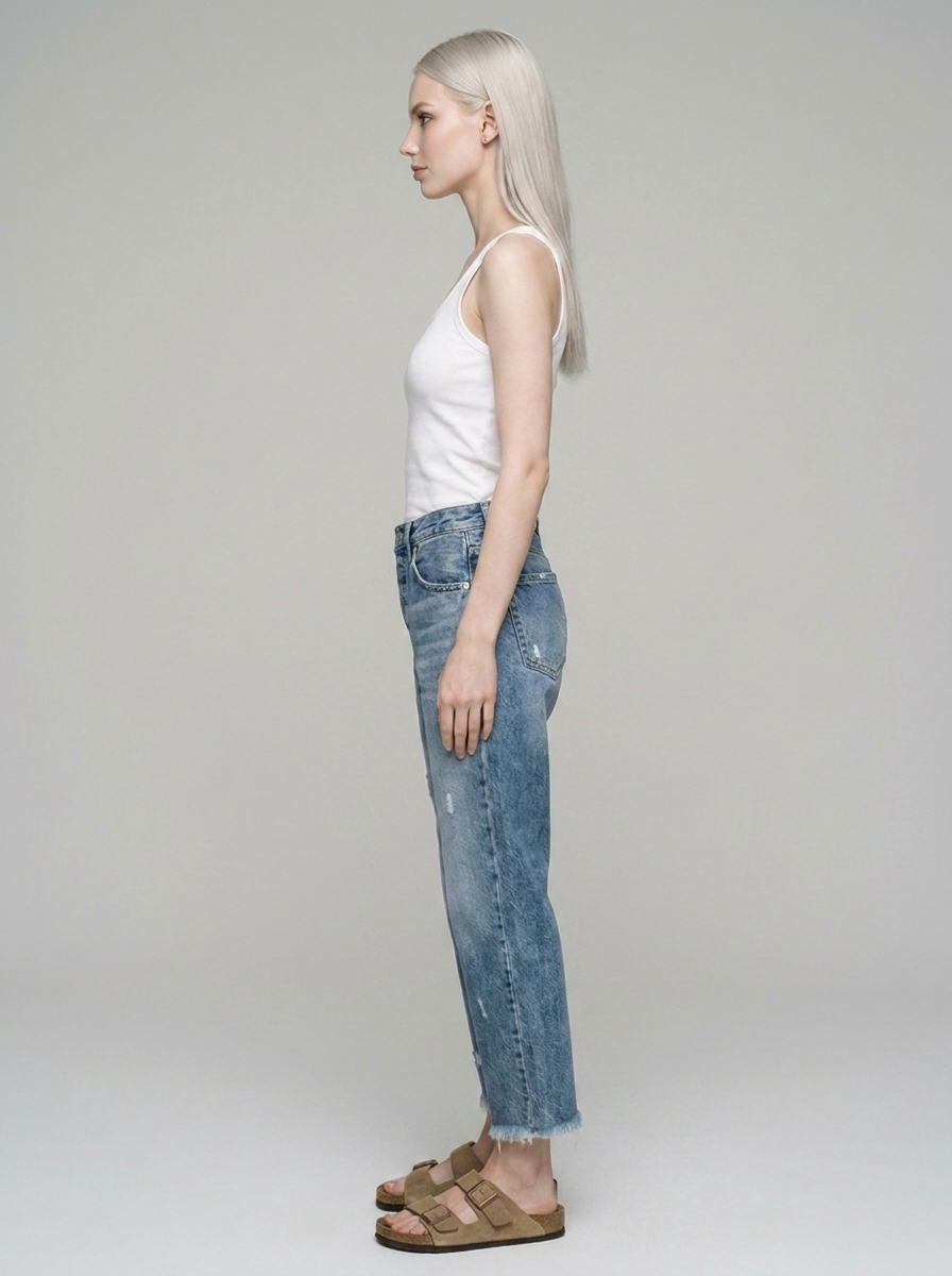ANASTASIA Retro Straight Leg Jeans in Medium Blue